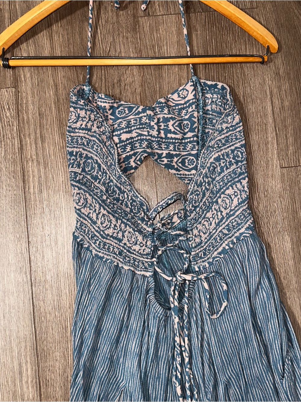 Free People Crystal Bay Jumpsuit Wide Leg Open Tied Halter Patterned BOHO - Picture 10 of 12